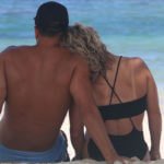 Aganoa_Lodge_Samoa_Couple_Beach